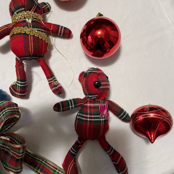 5 handmade plaid teddy bear Christmas ornaments. - Picture 7 of 7